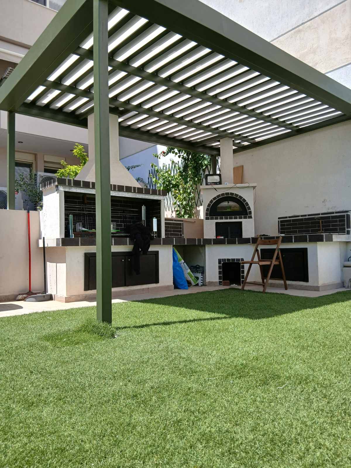 CospiSun aluminium pergola, view 2